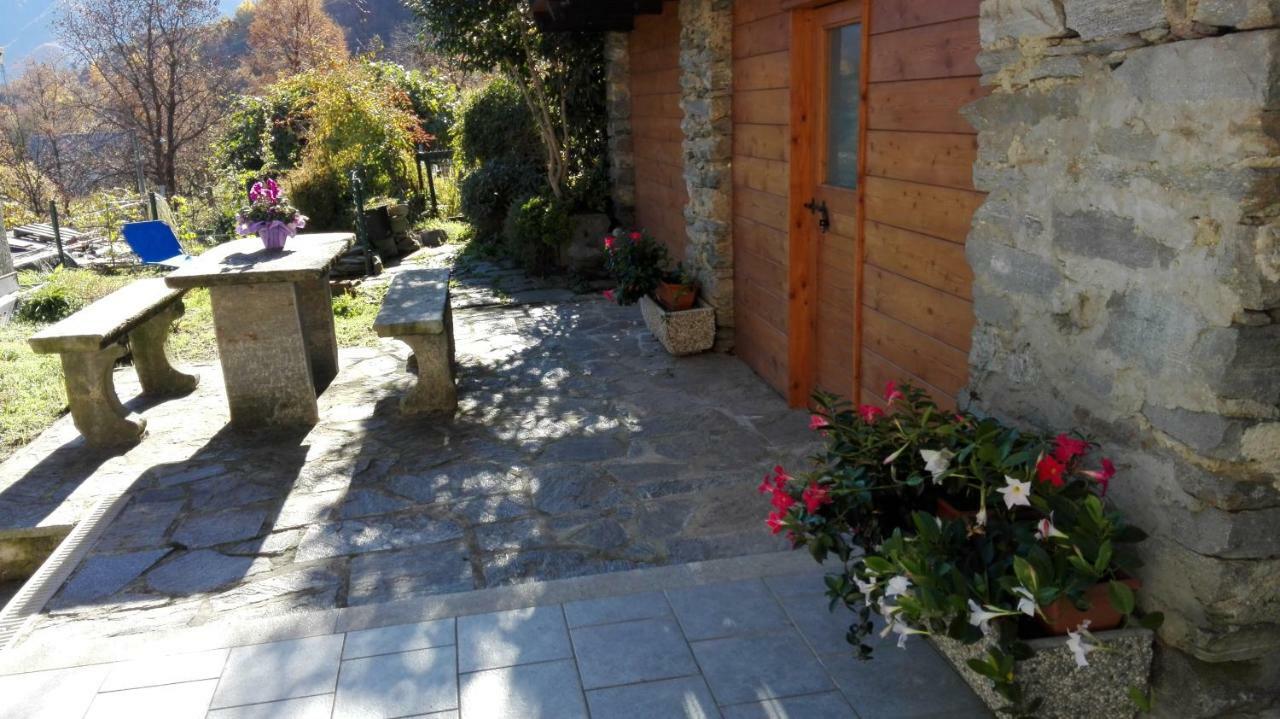 Il Borgo Di Monica Villa โดโมดอสโซลา ภายนอก รูปภาพ