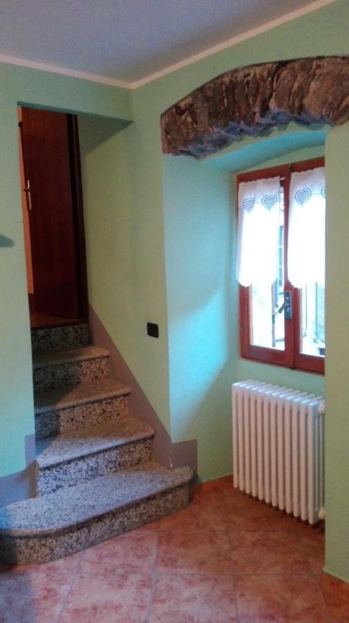 Il Borgo Di Monica Villa โดโมดอสโซลา ภายนอก รูปภาพ