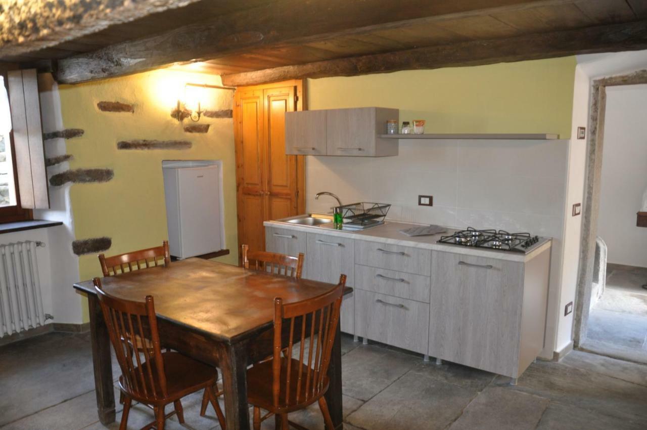 Il Borgo Di Monica Villa โดโมดอสโซลา ภายนอก รูปภาพ