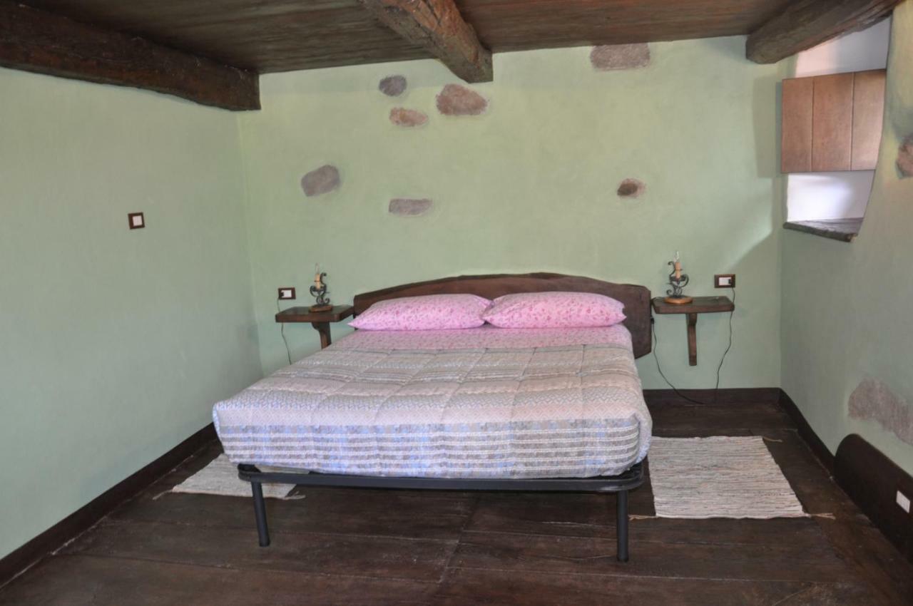 Il Borgo Di Monica Villa โดโมดอสโซลา ภายนอก รูปภาพ